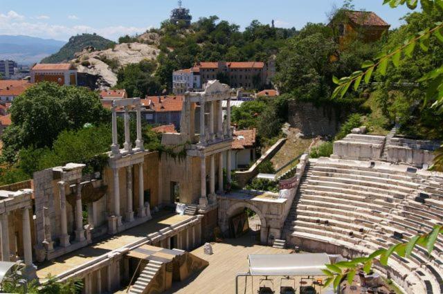 Guest Rooms Super Center Plovdiv Perfect Location Exterior foto